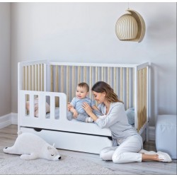 Łóżeczko dziecięce 2w1 LUMI 120×60 cm z szufladą i barierką – drewniane / tapczanik Białe