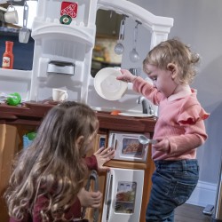 Step2 Kuchnia Dla Dzieci Zabawa z Przyjaciółmi