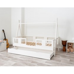 Białe łóżko tipi dla dzieci