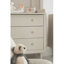 Komoda dziecięca 3 szuflady Pinio Petite – drewniana komoda do pokoju dziecka szampańska