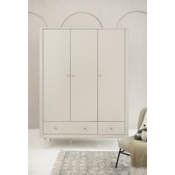 Szafa dziecięca 3-drzwiowa z szufladami Pinio Petite – drewniana szafa do pokoju dziecka