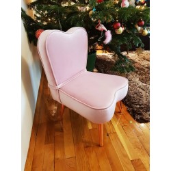 Krzesełko dla dziecka - tapicerowane serce pudrowy róż
