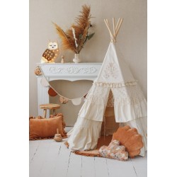 Namiot Tipi z falbanami Boho