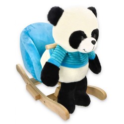 Panda na biegunach z niebieskim fotelikiem